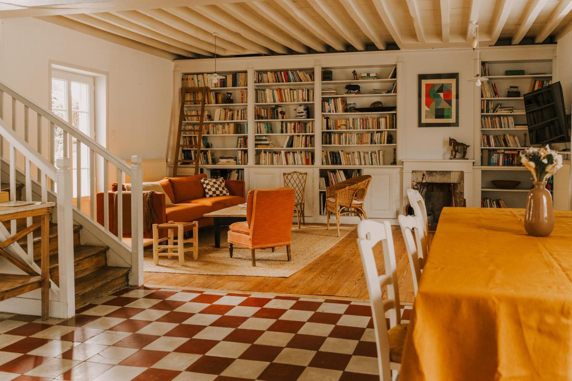 Maison D'Hotes Et Gite De Charme Avec Piscine, La Lhuiseraie Bagian luar foto